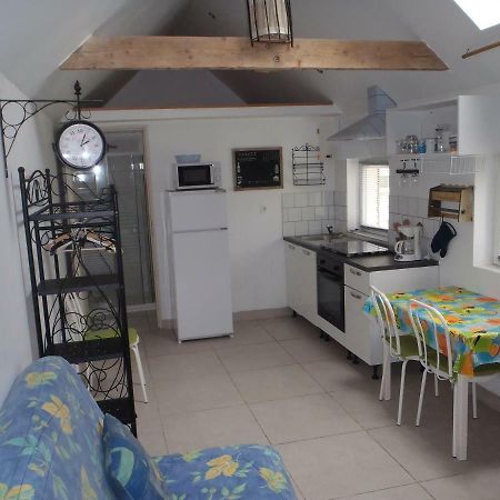 Studio Appartement Colline-Beaumont Buitenkant foto