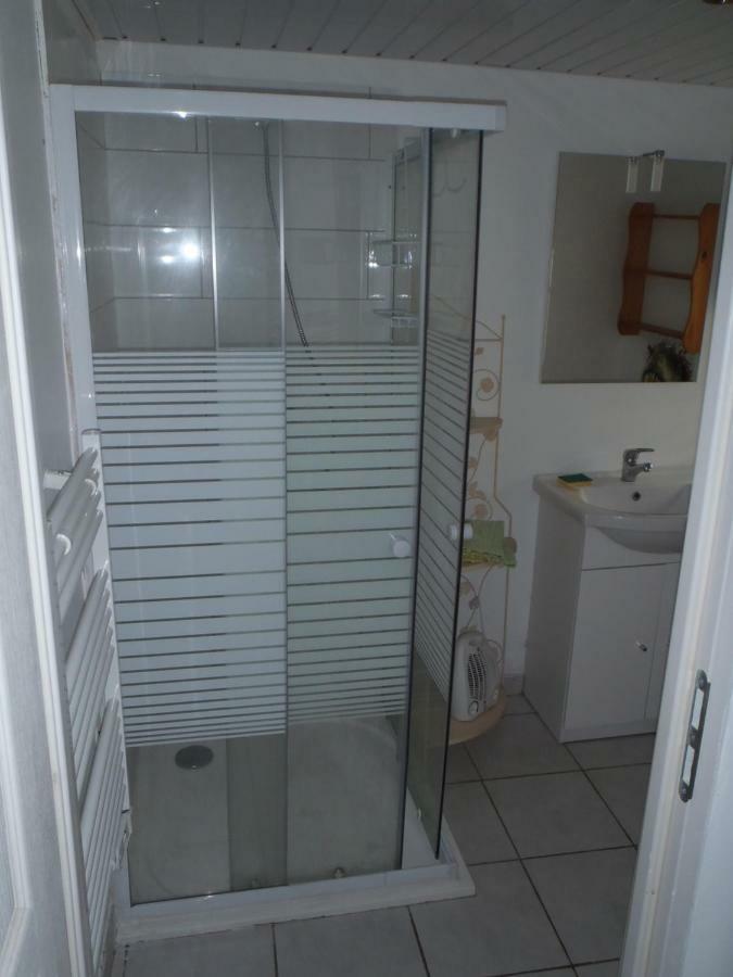 Studio Appartement Colline-Beaumont Buitenkant foto